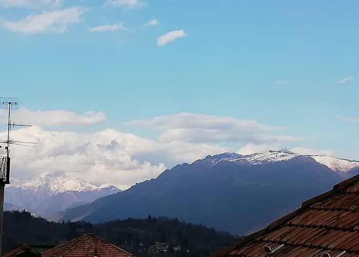 La Rondine Sul D'orta Vakantiehuis